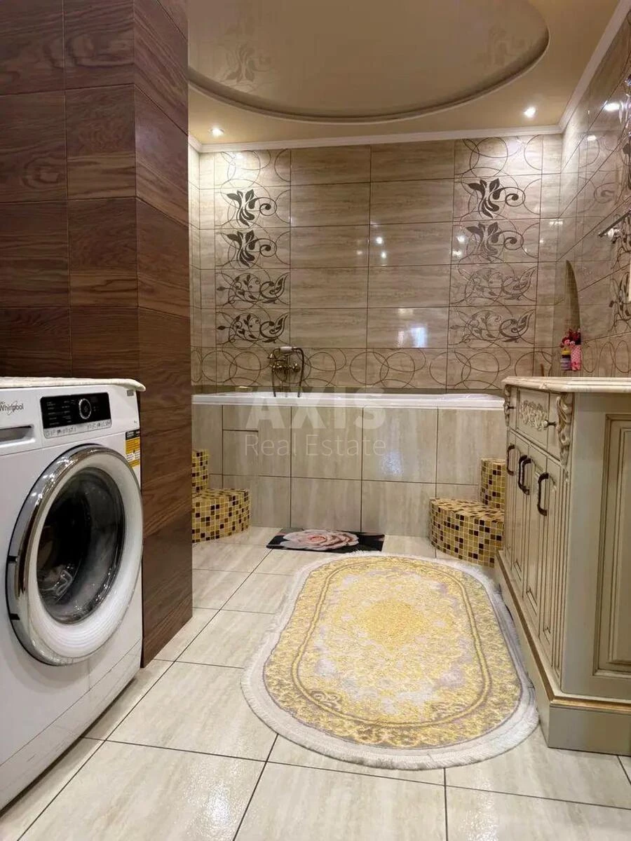 4k apartment pr-t Lobanovs'kogo 6Г694445