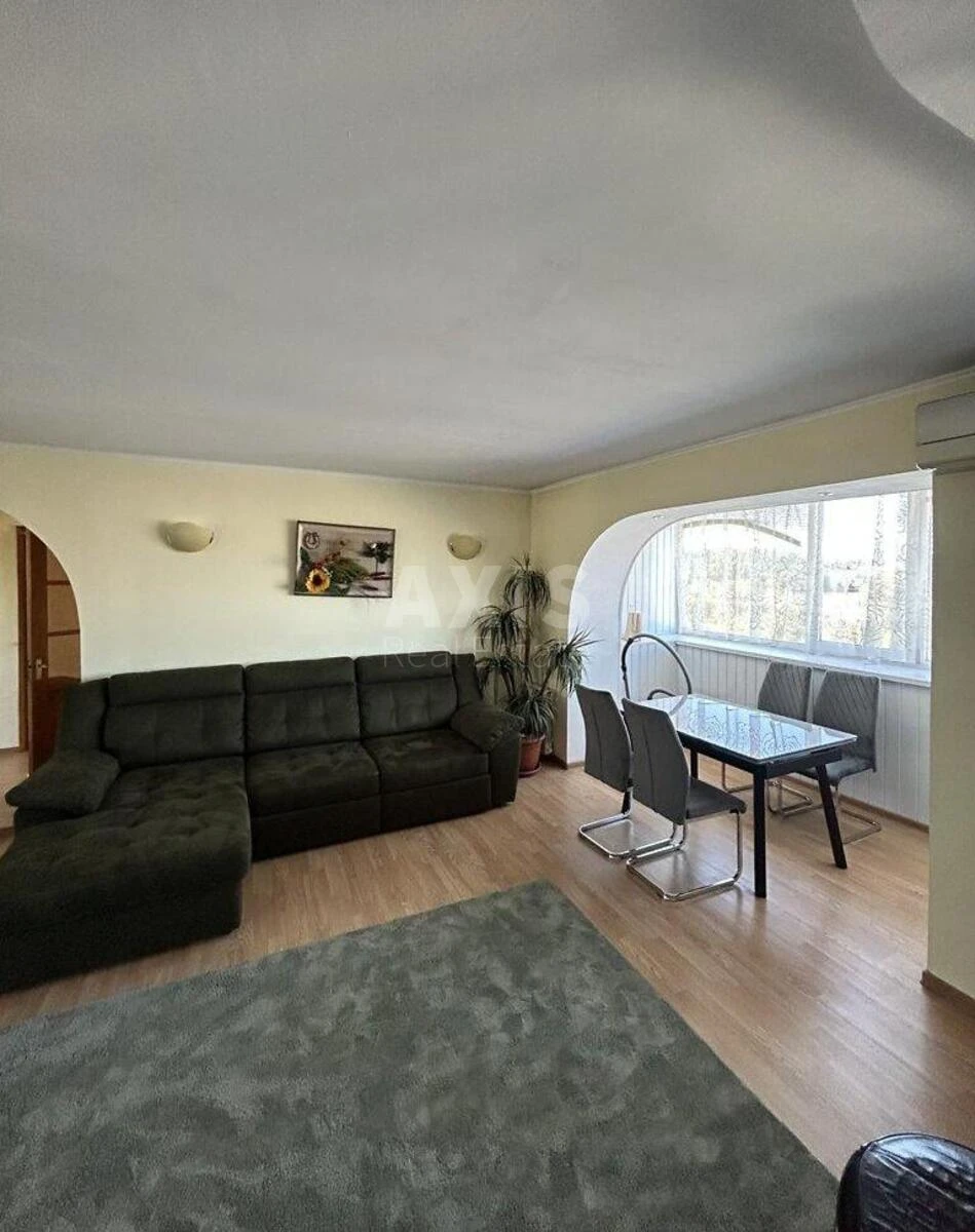 3k apartment vul. Novopyrogivs'ka 31697533