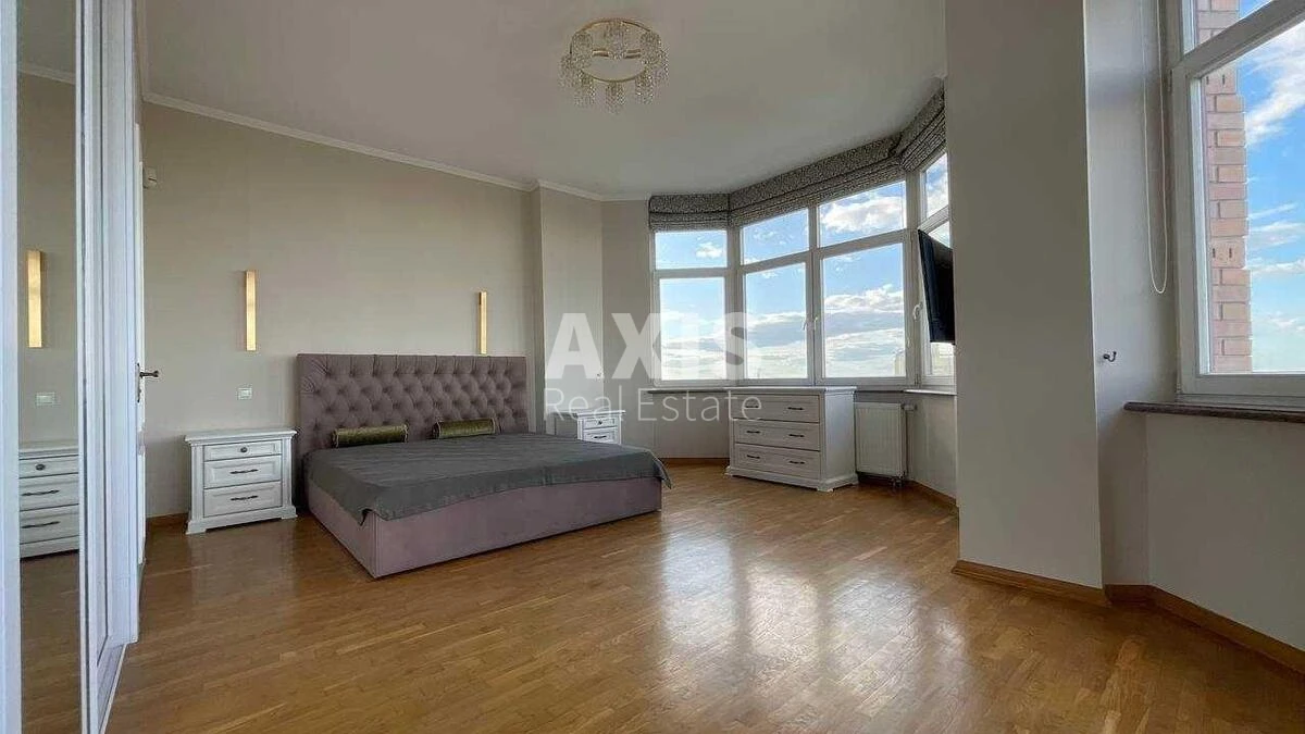 4k apartment uzv. Klovs'kyj 5706393