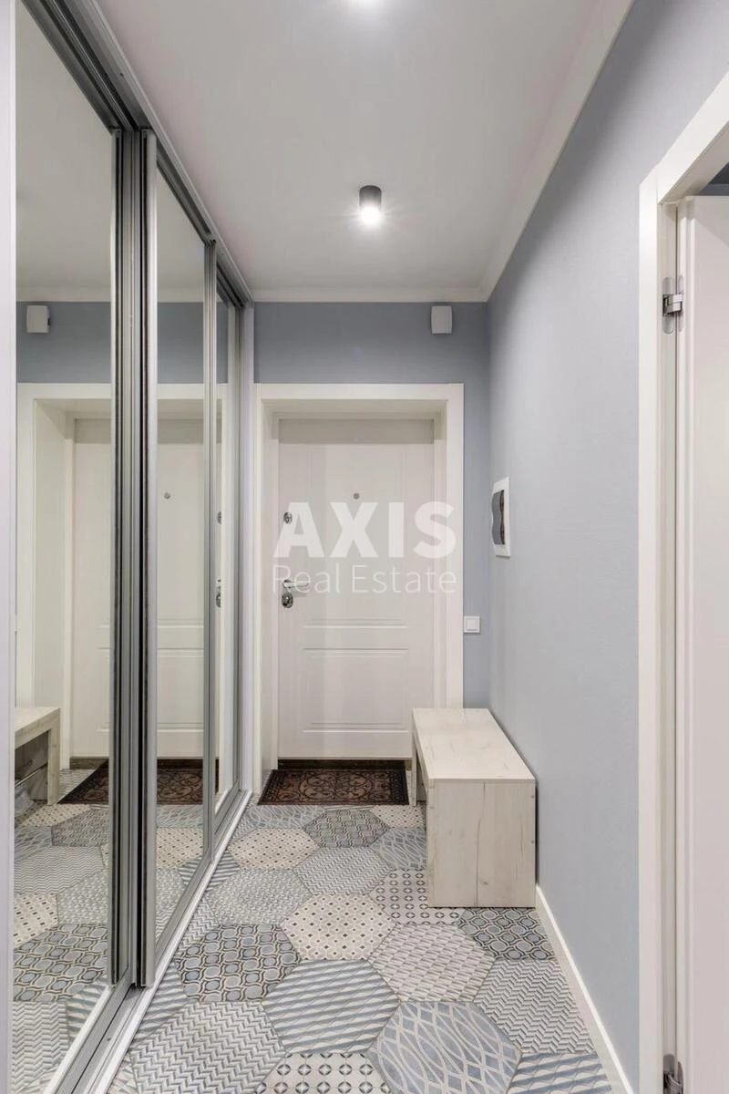 1k apartment vul. Radystiv 306357215