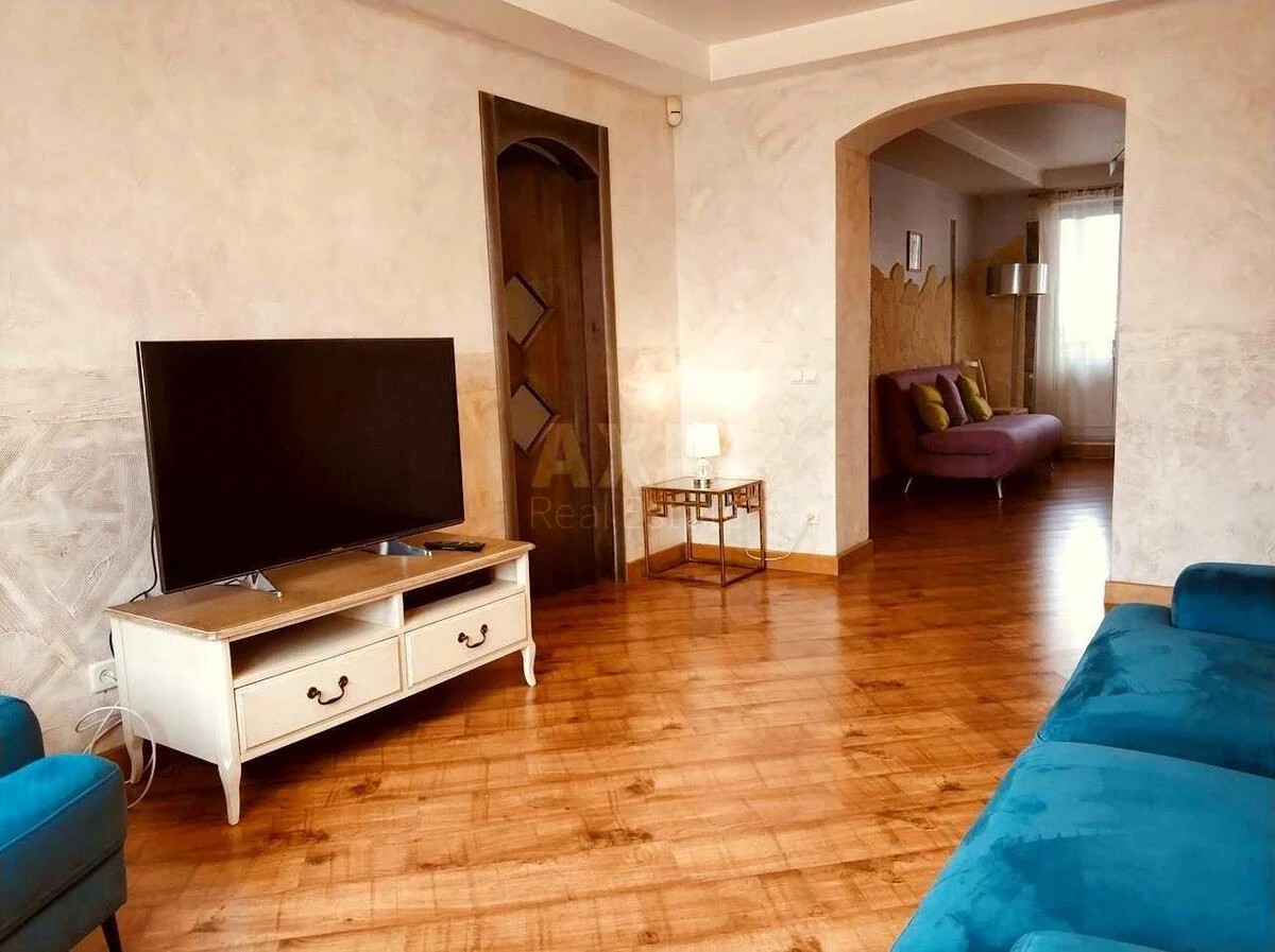 4k apartment vul. Velyka Vasyl'kivs'ka 85/87719112