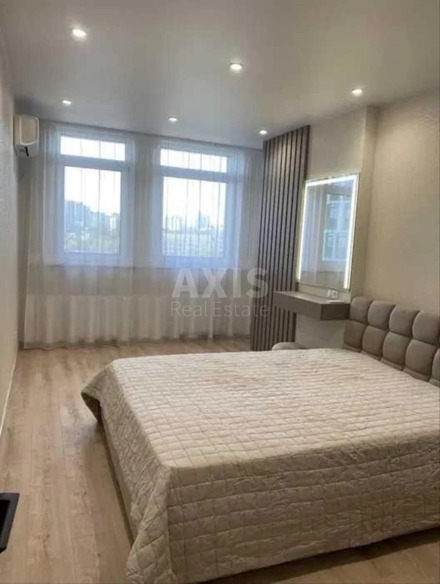 1к квартира пр-т Берестейский 11692850
