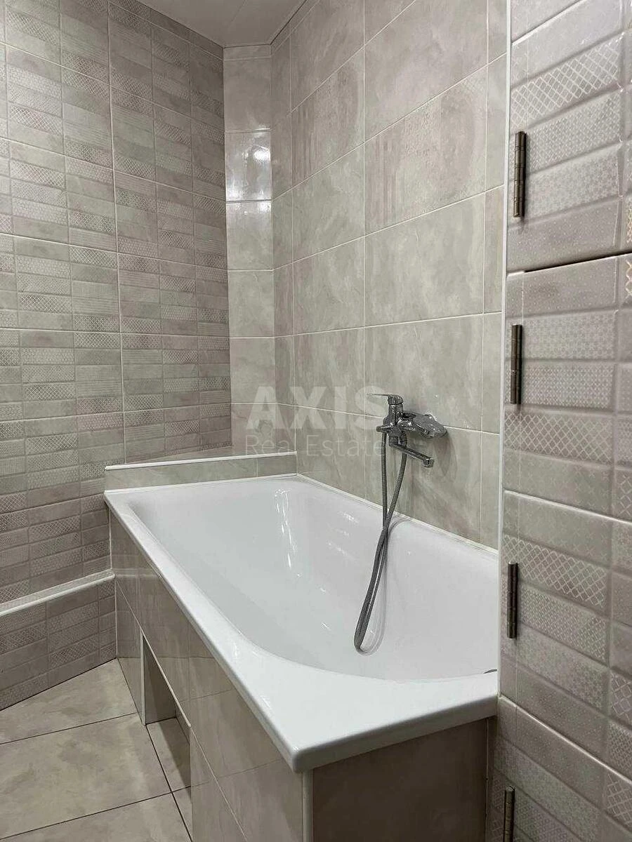 4k apartment vul. Levka Lukyanenka 13А7083913