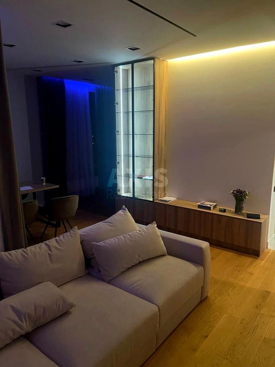 2k apartment nab. Dniprovs'ka 18Б689955