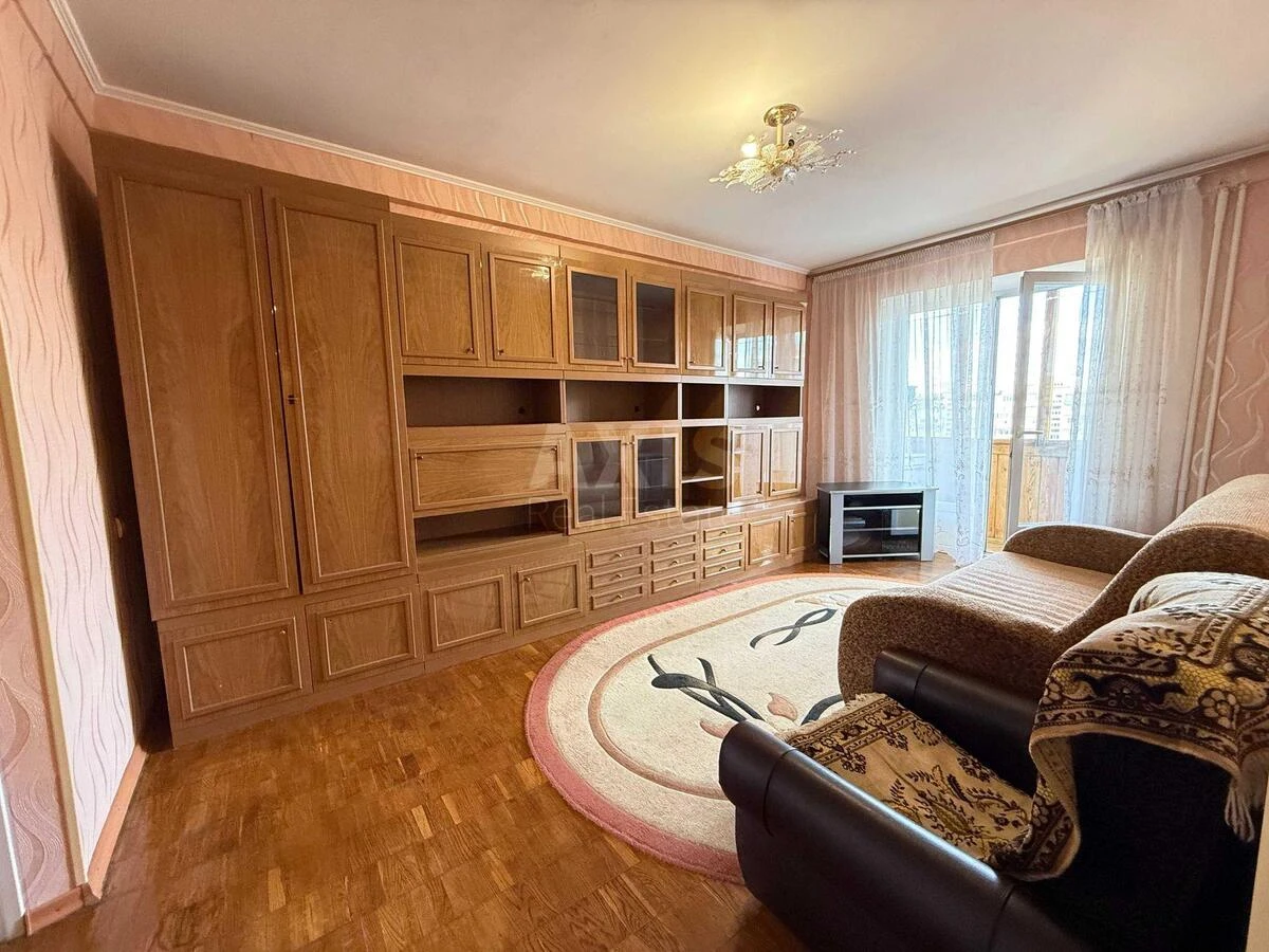 3k apartment vul. Serafymovycha 13710781