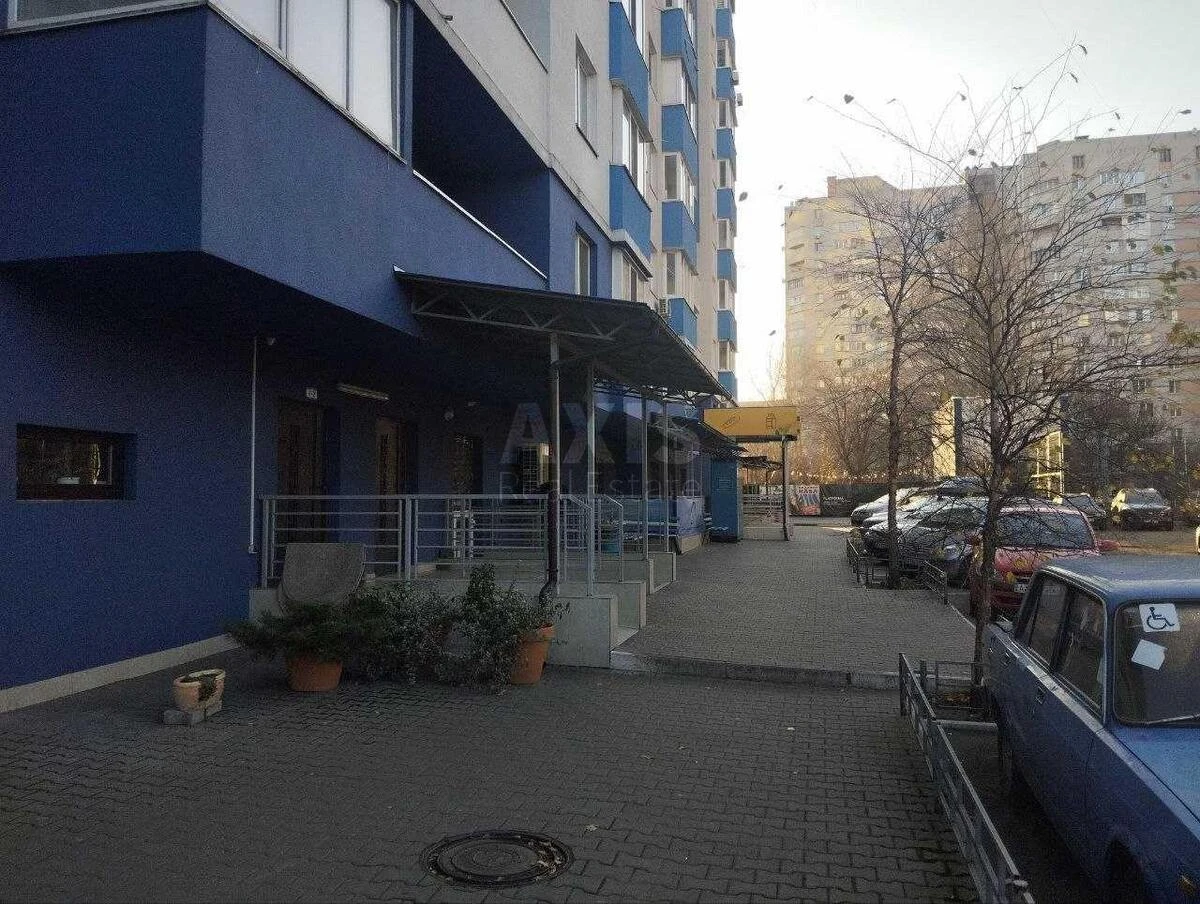 Trade object vul. Strokacha Tymofija 9А, 200m268144