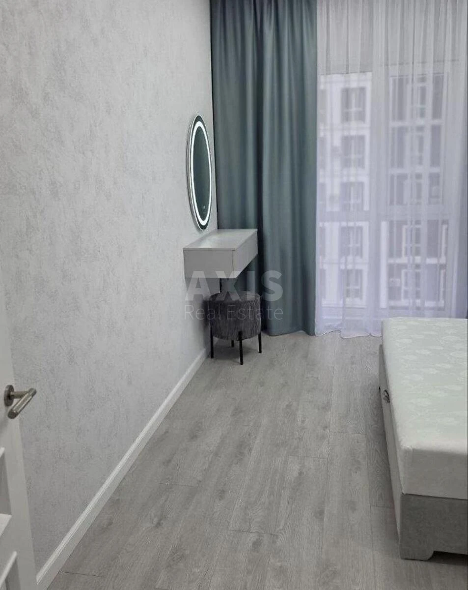 1k apartment vul. Myhajla Maksymovycha 28К683467