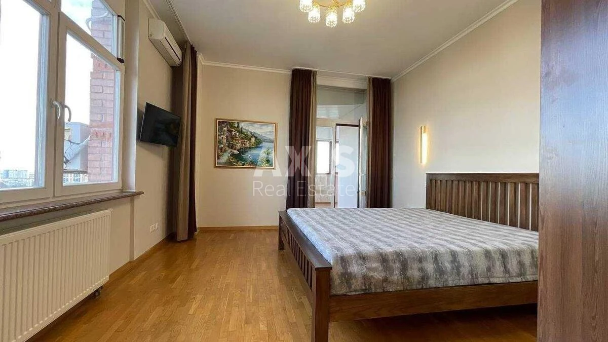 4к квартира спуск Кловский 5706396