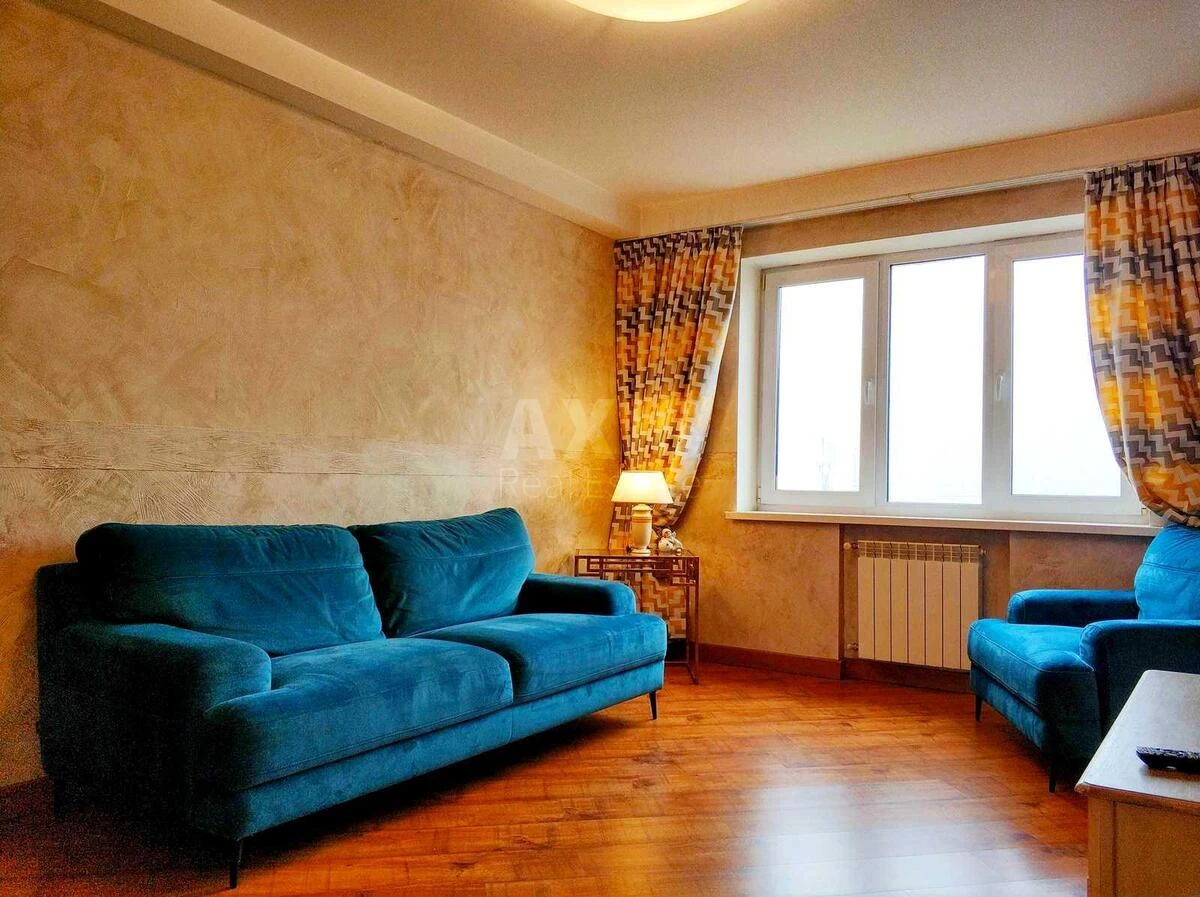 4k apartment vul. Velyka Vasyl'kivs'ka 85/87719111