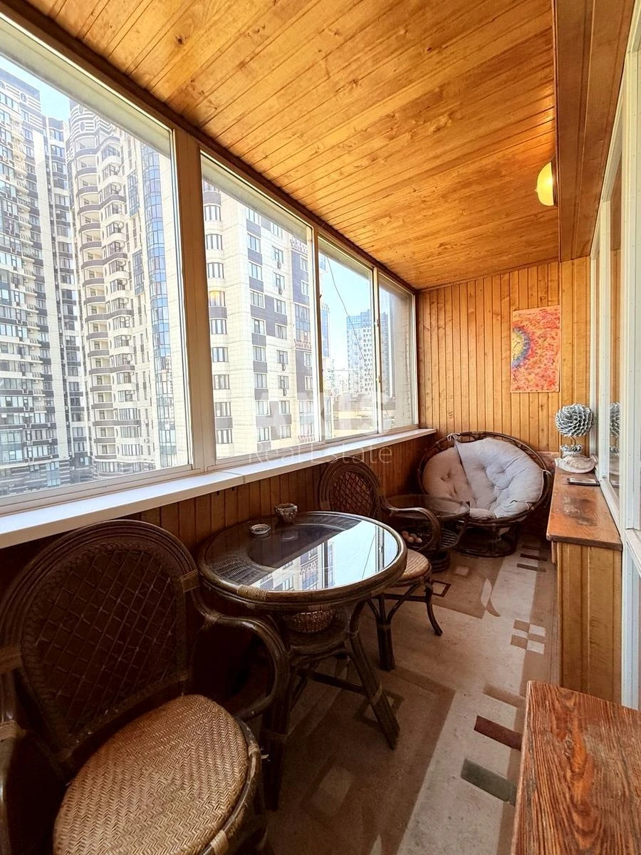 5k apartment vul. Vasylya Tyutyunnyka 406817810