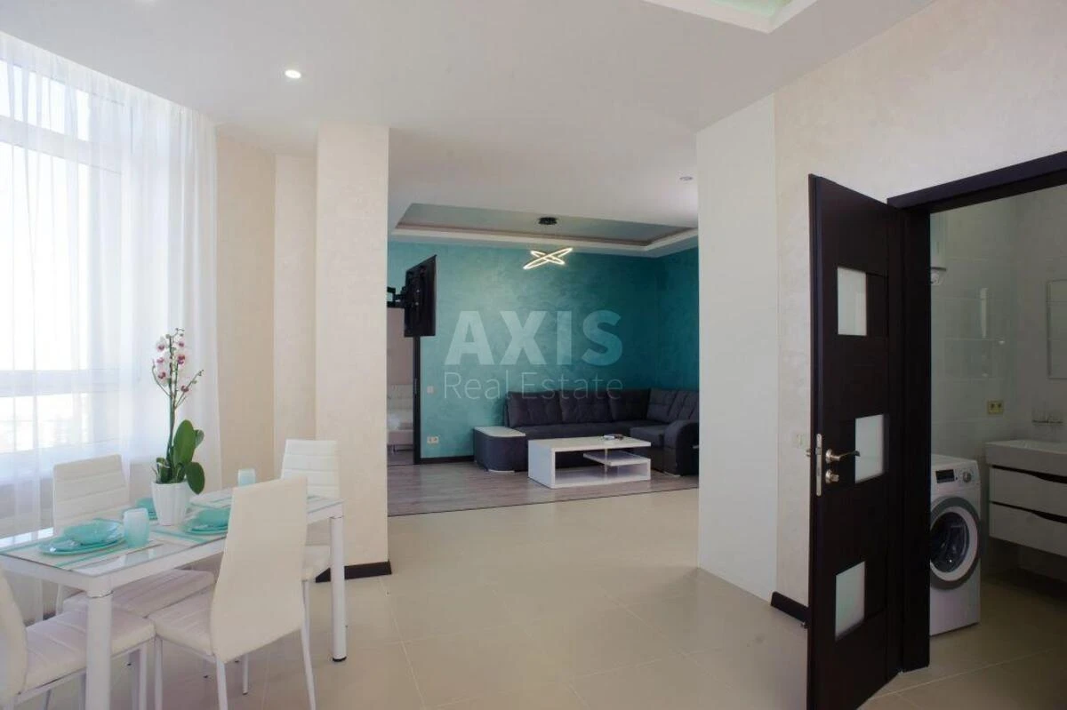 1k apartment vul. Jevgena Konoval'cja 44А709691