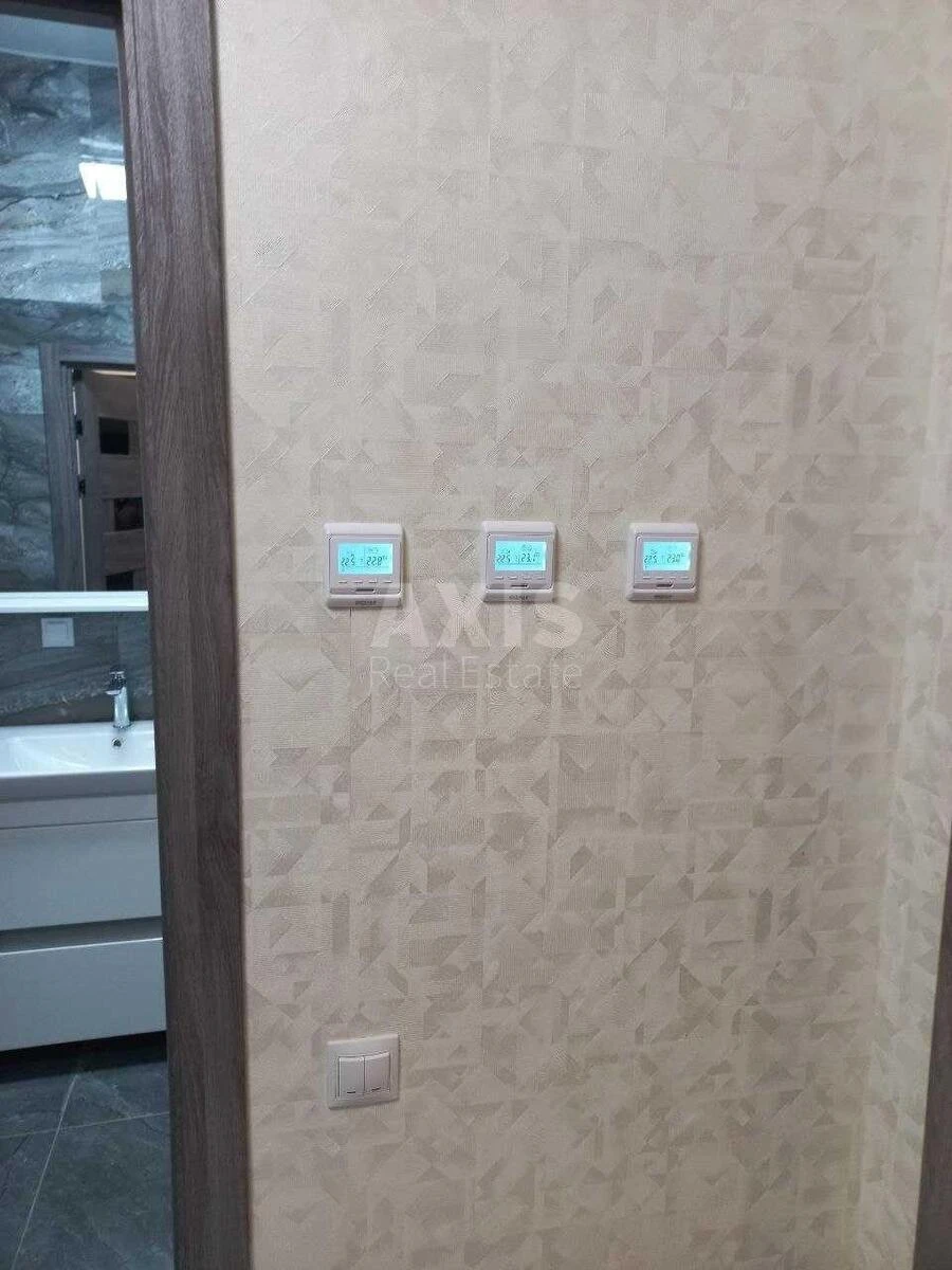 1к квартира пр-т Берестейский 67711593