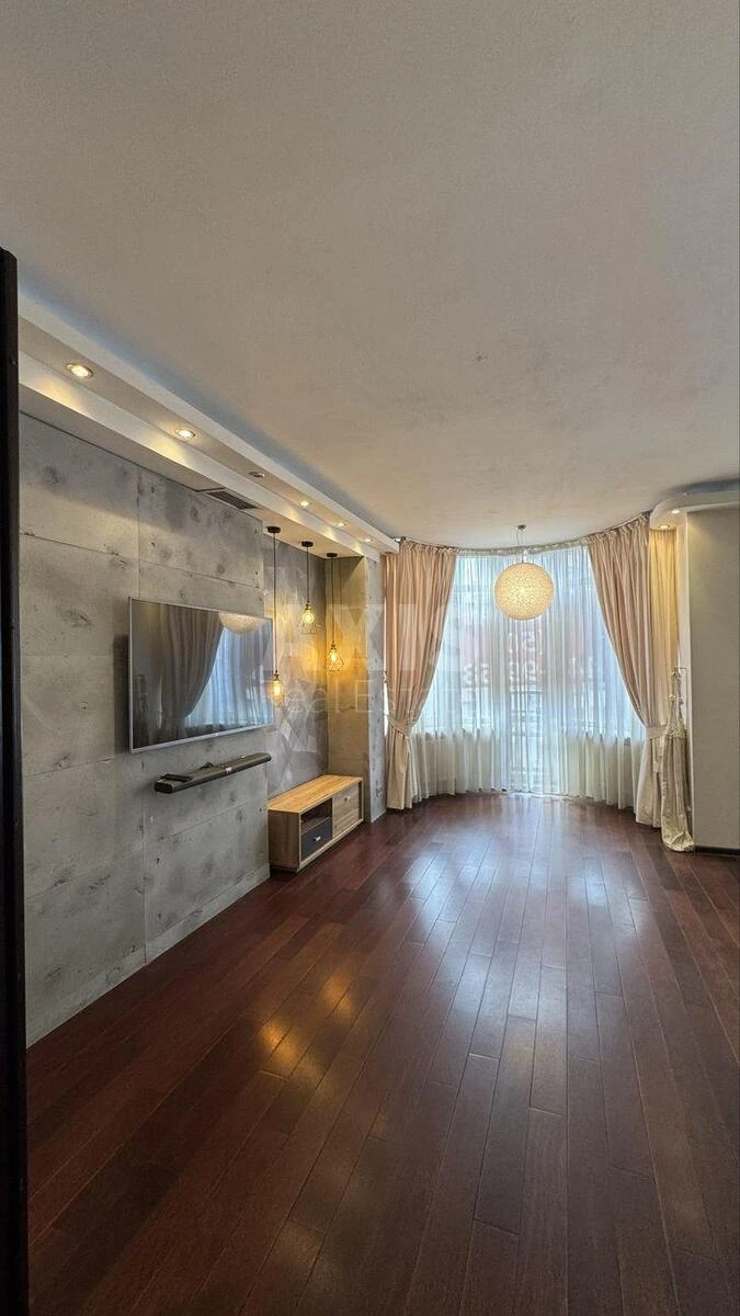 1к квартира ул. Златоустовская 50715240