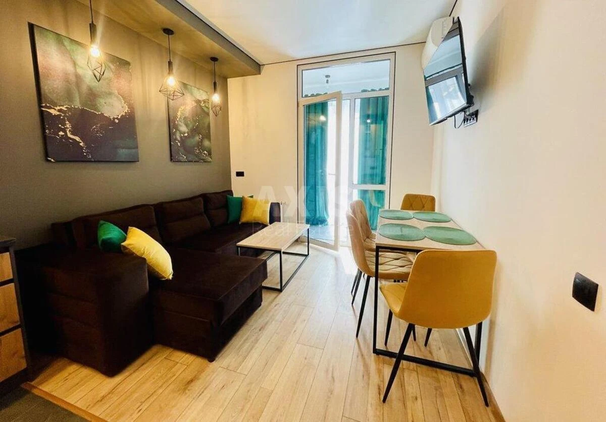 3k apartment vul. Myhajla Maksymovycha 26Г690791