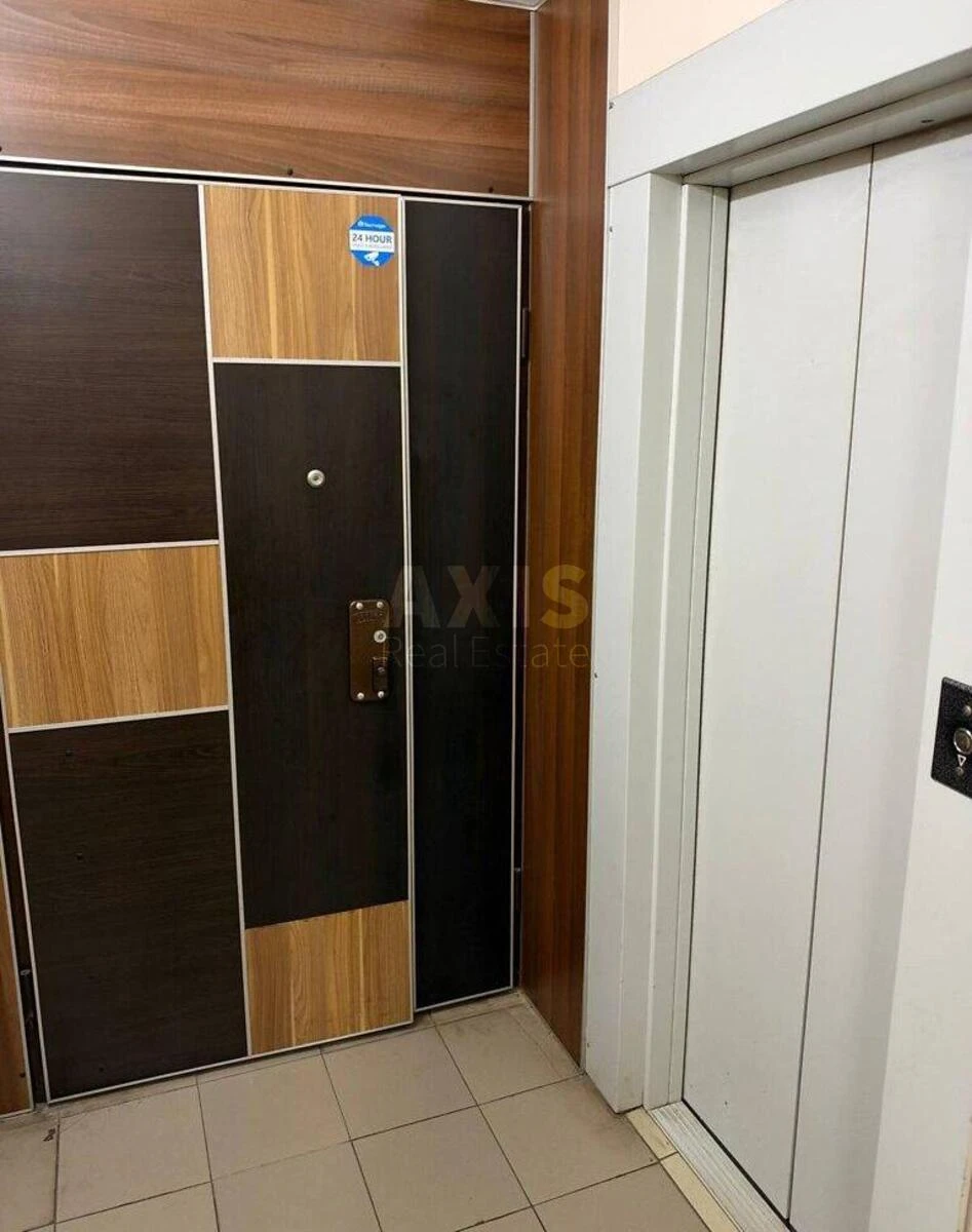 1к квартира ул. Закревского Николая 957189014