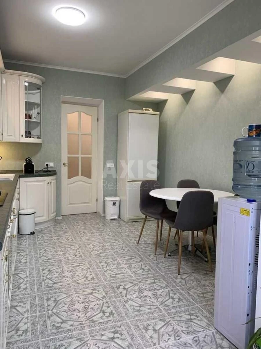 3k apartment vul. Staronavodnyc'ka 8Б693222