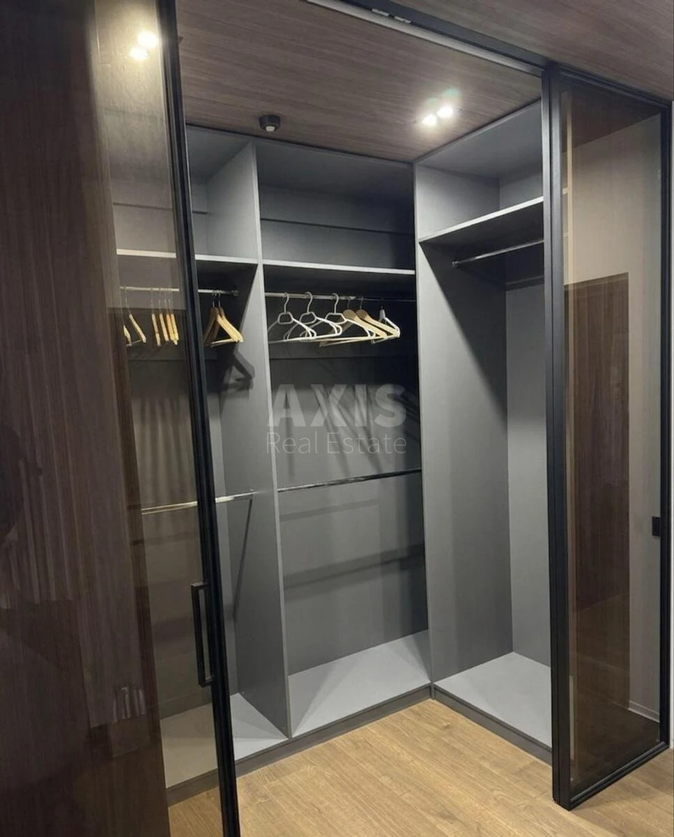 2к квартира ул. Салютная 2Б7136512
