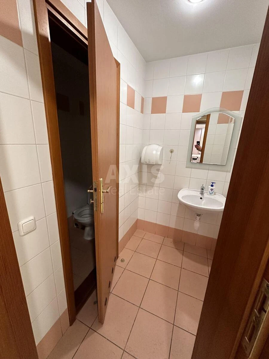 Офис ул. Институтская 16, 94м26983912