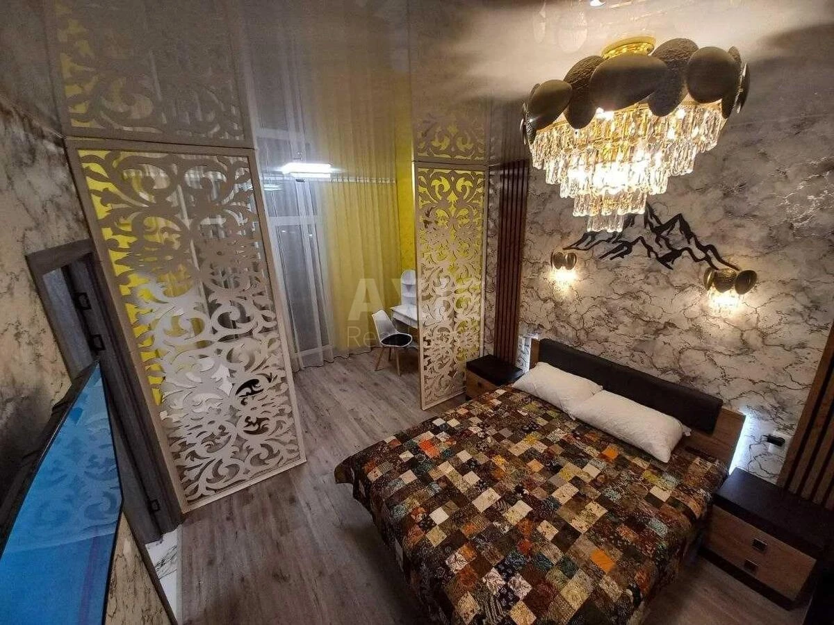 1к квартира пр-т Берестейский 67711595