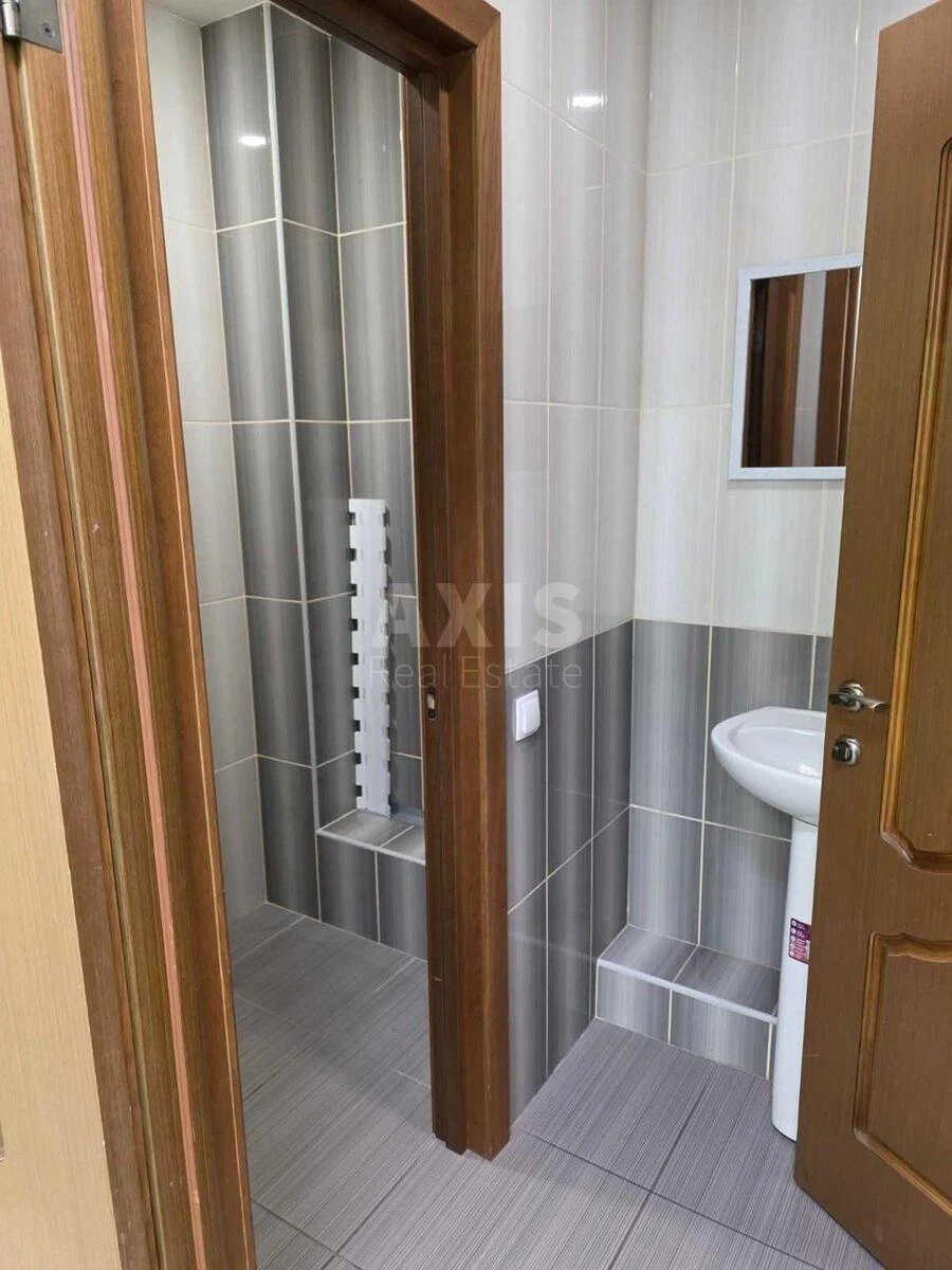 Офис ул. Оболонская 29, 64м26995613