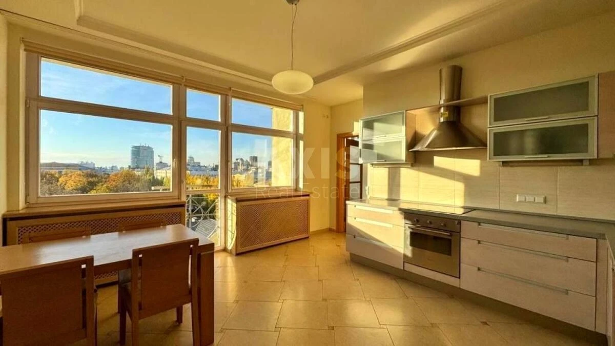 4k apartment bul. Shevchenka Tarasa 11А68936