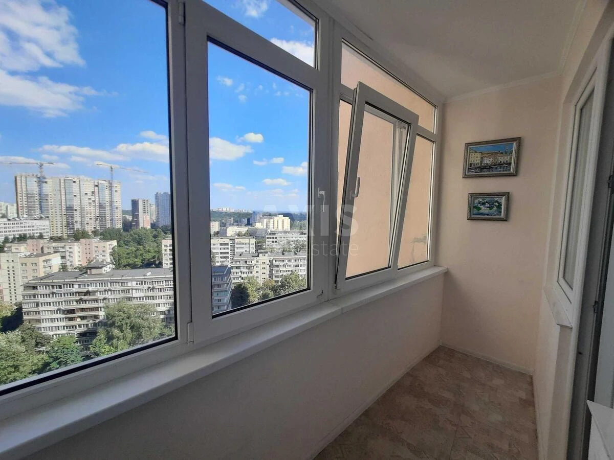 4k apartment vul. Myhajla Maksymovycha 3Д6612813