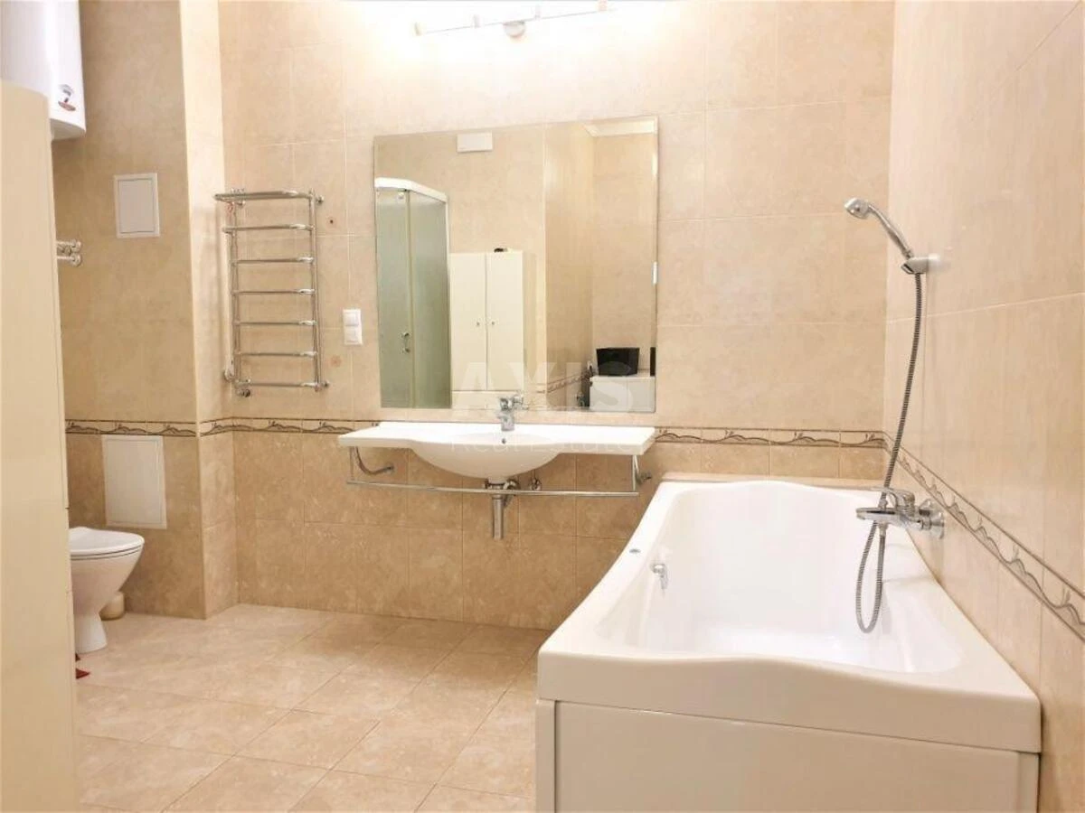 4k apartment pr-t Volodimira Іvasyuka 6695843