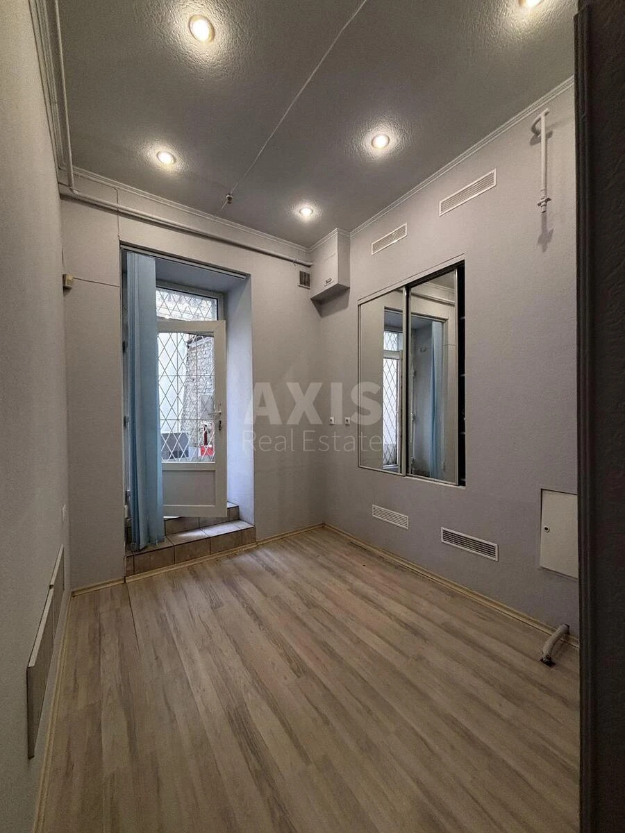 Office vul. Basejna 3А, 31m2685985
