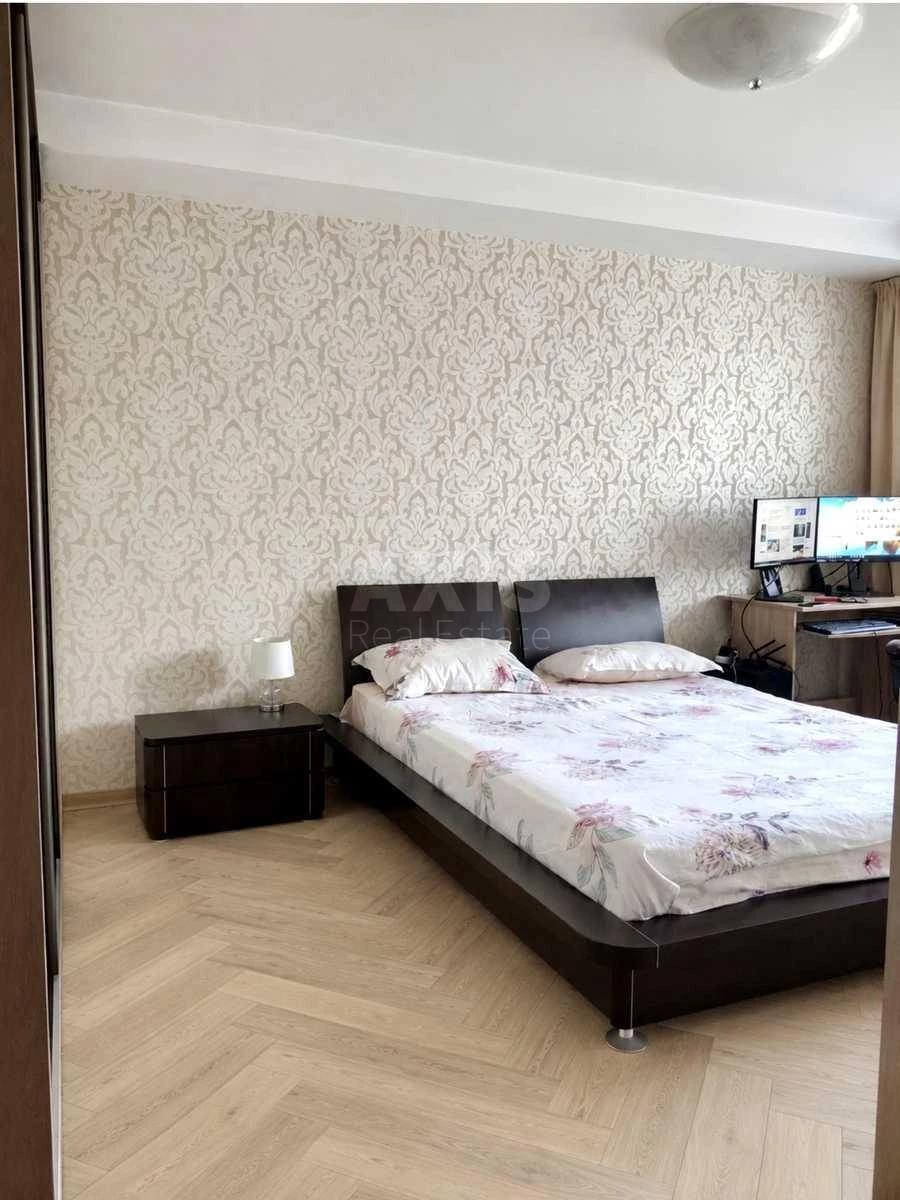 4k apartment vul. Velyka Vasyl'kivs'ka 85/87719115