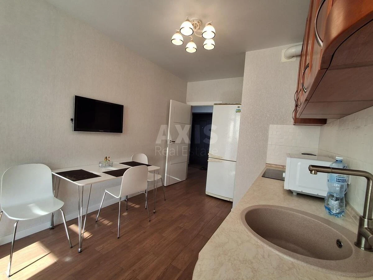 1k apartment pr-t Yevropeyskoho Soyuzu 41А690342