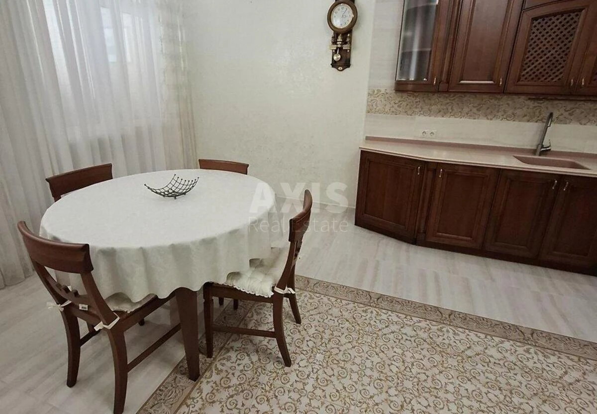 3k apartment vul. Jevgena Konoval'cja 44А711110