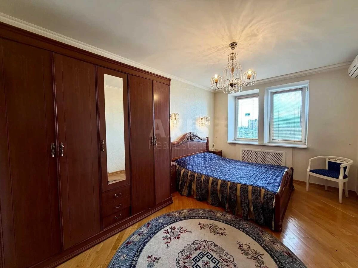 2k apartment bul. Verhovnoi' Rady 21А7006111
