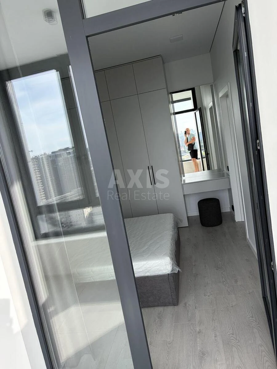 1к квартира ул. Гарета Джонса 8703028