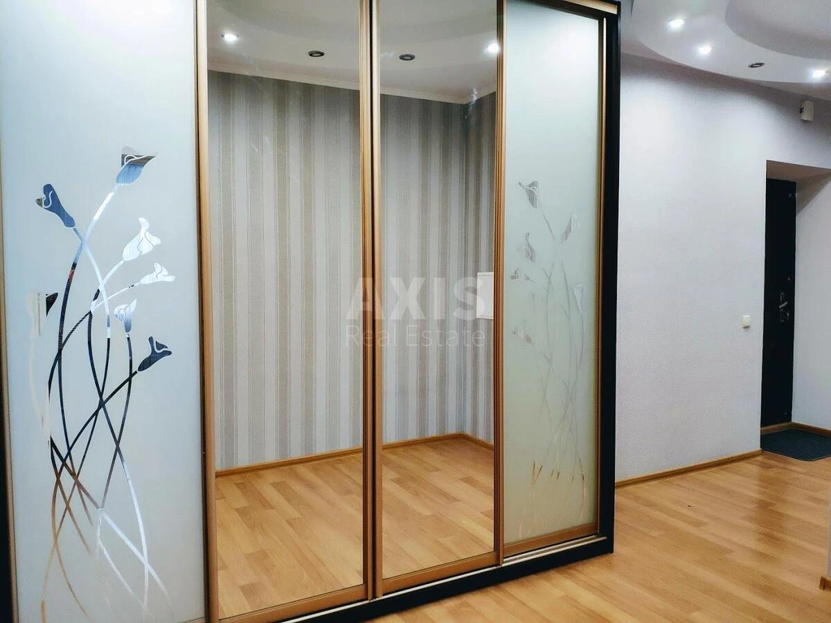 2k apartment prov. Jaroslavs'kyj 7/9677031