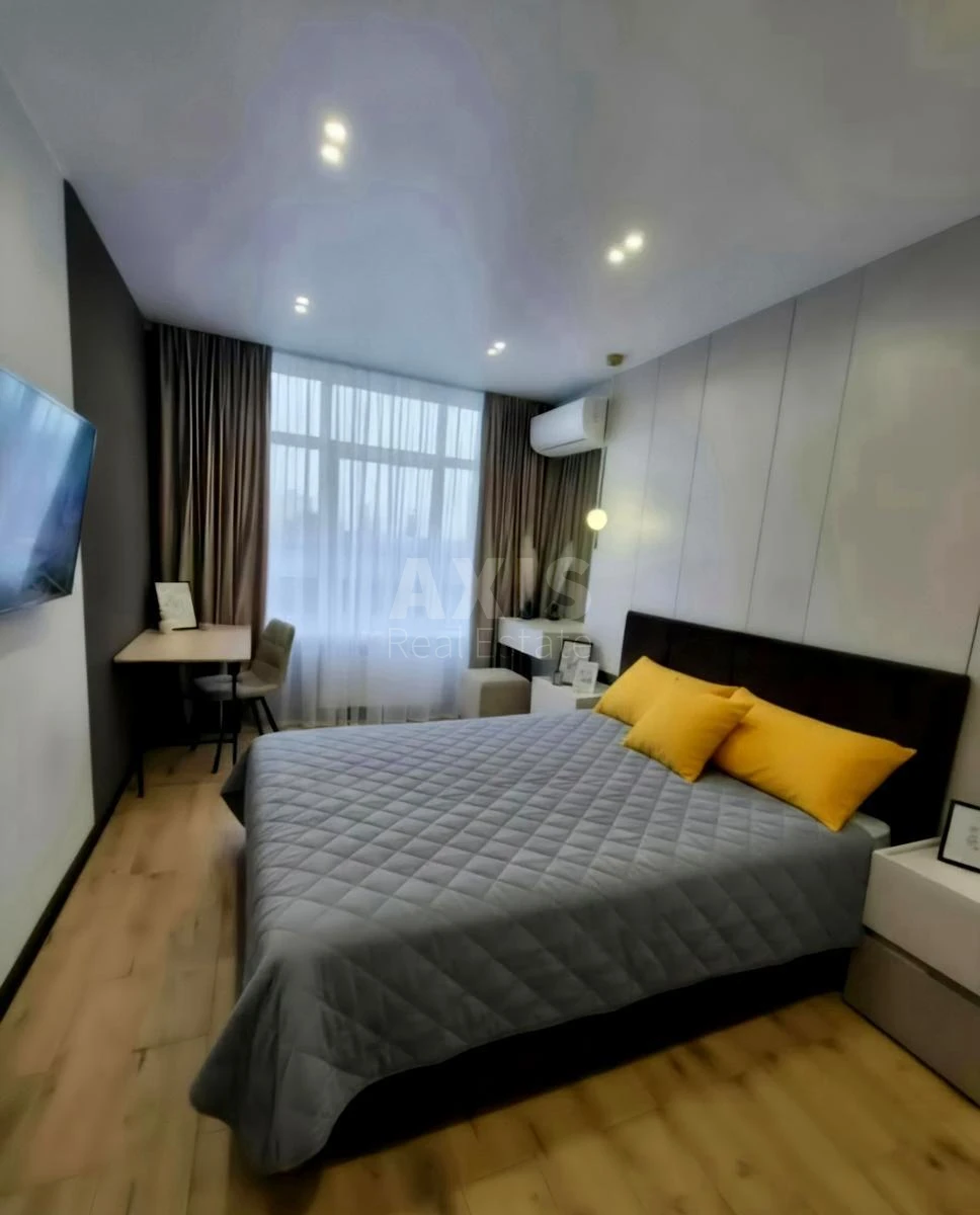 1k apartment vul. Sverstjuka Jevgena 4499893