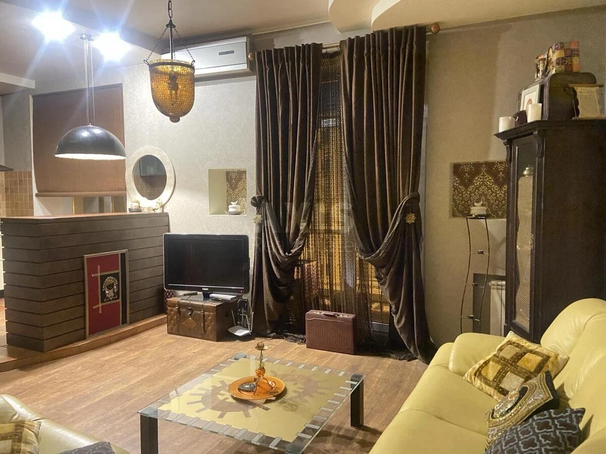 2k apartment vul. Velyka Vasyl'kivs'ka 111/113687372
