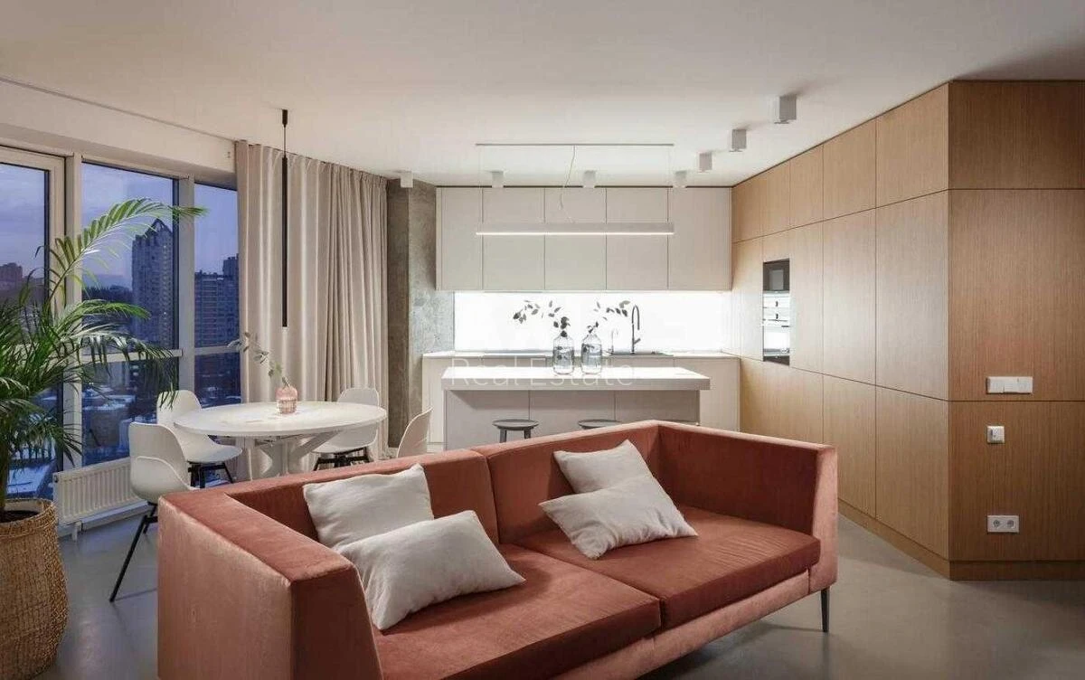 4k apartment vul. Lypkivs'kogo Vasylja Mytropolyta 16G674523