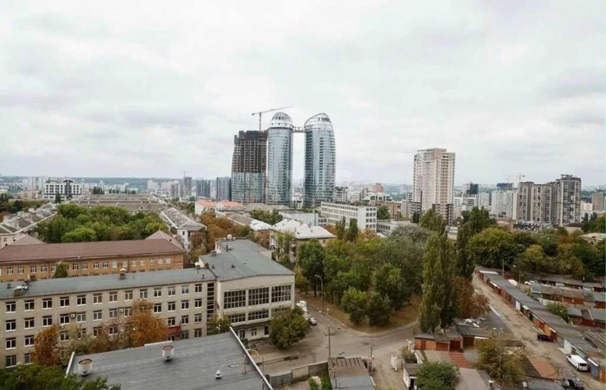 3k apartment vul. Jevgena Konoval'cja 44А707216