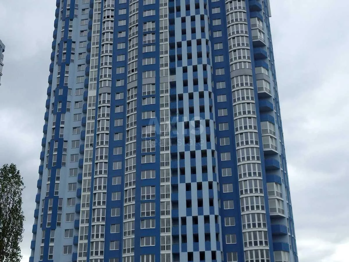 2к квартира пр-т Соборности 30А7126617