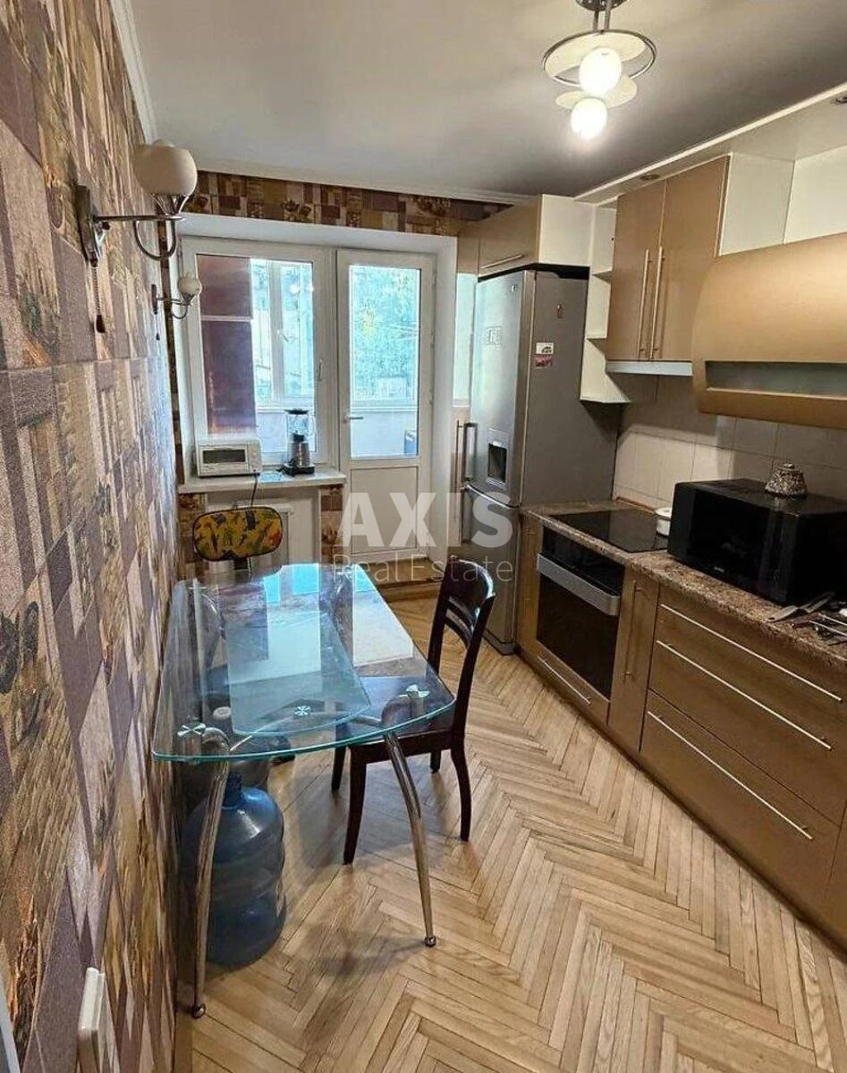 3k apartment vul. Antonovycha One hundred and three A68764