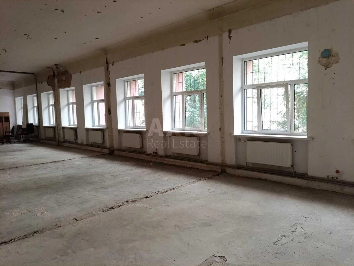Trade object vul. Dmytrivs'ka 71, 4200m2700488