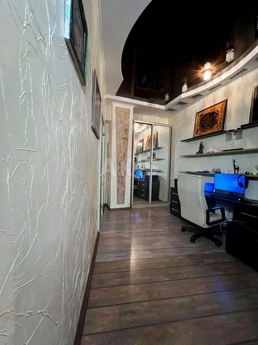 4к квартира ул. Крещатик 256548412