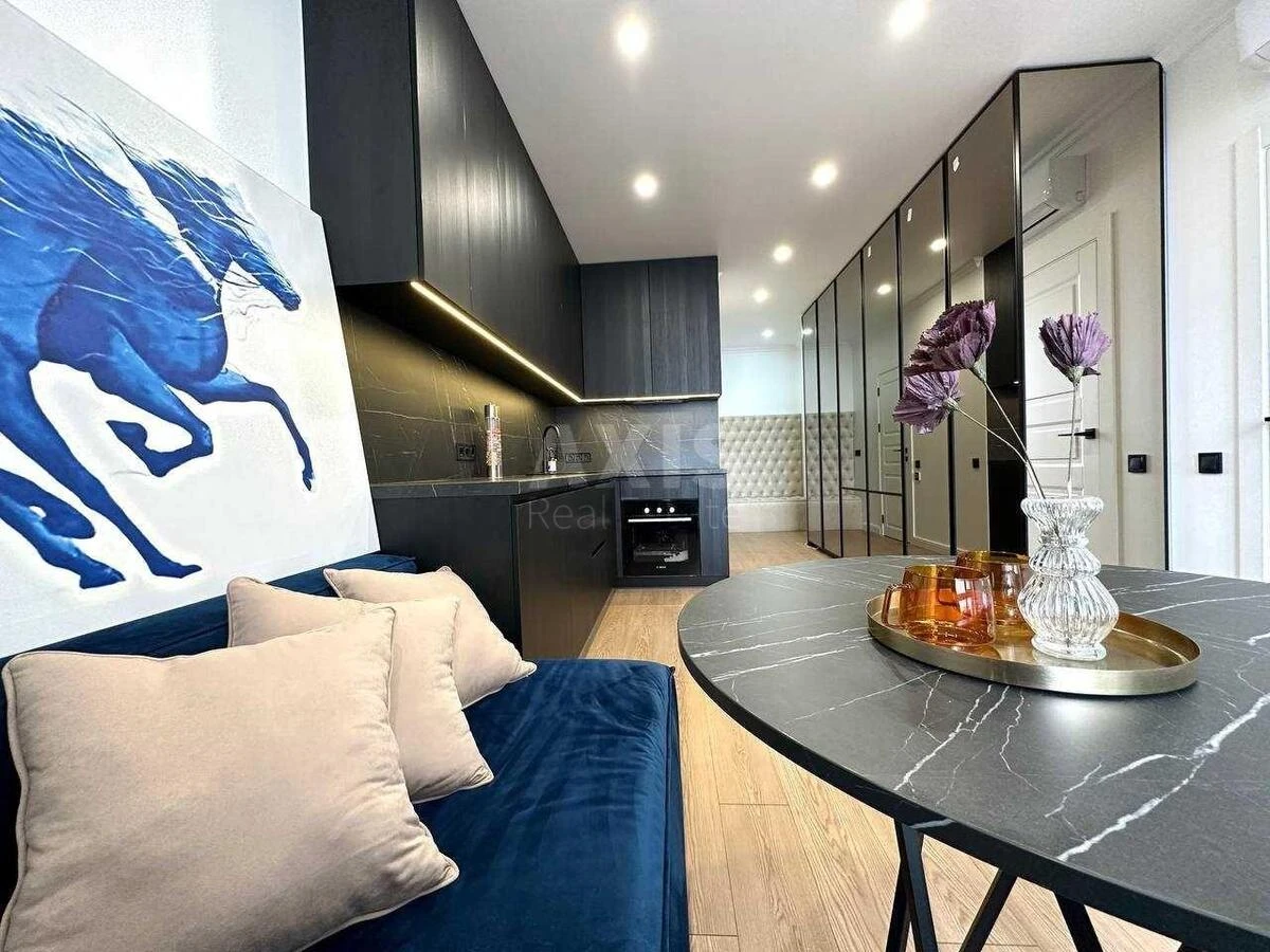 2k apartment vul. Zarichna 16713881