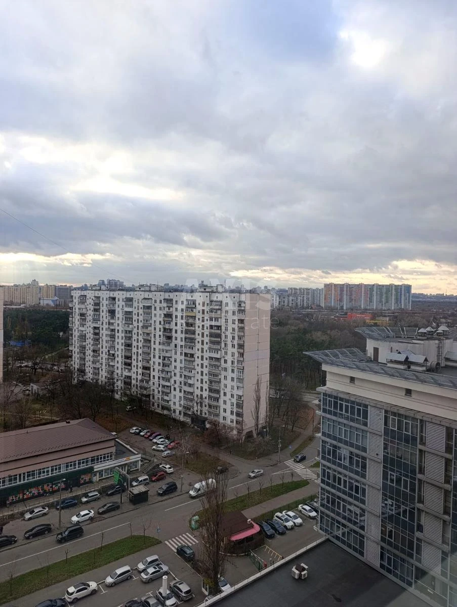 3к квартира бул. Дарницкий 86818311