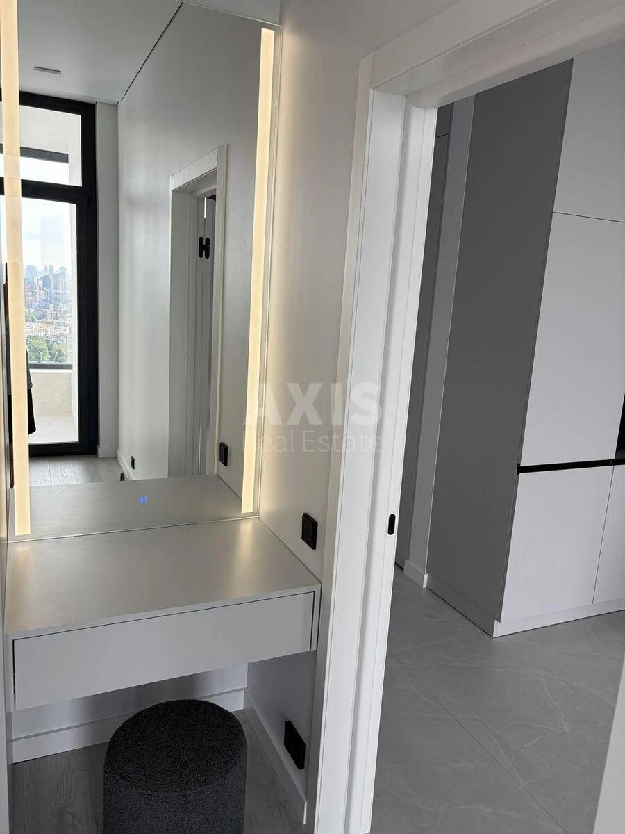1k apartment vul. Gareta Dzhonsa 87030213