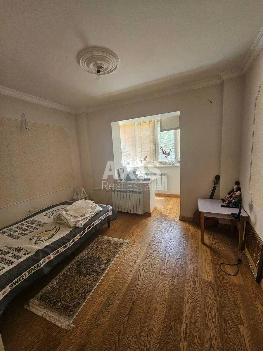 3k apartment pr-t Bazhana Mykoly Seven A682275