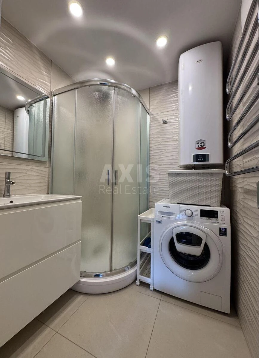 3k apartment vul. Antonovycha 886986912