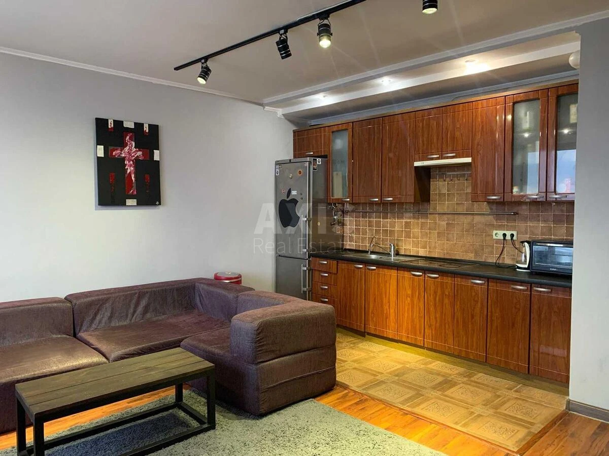 2k apartment pr-t Lesja Kurbasa 5В68235