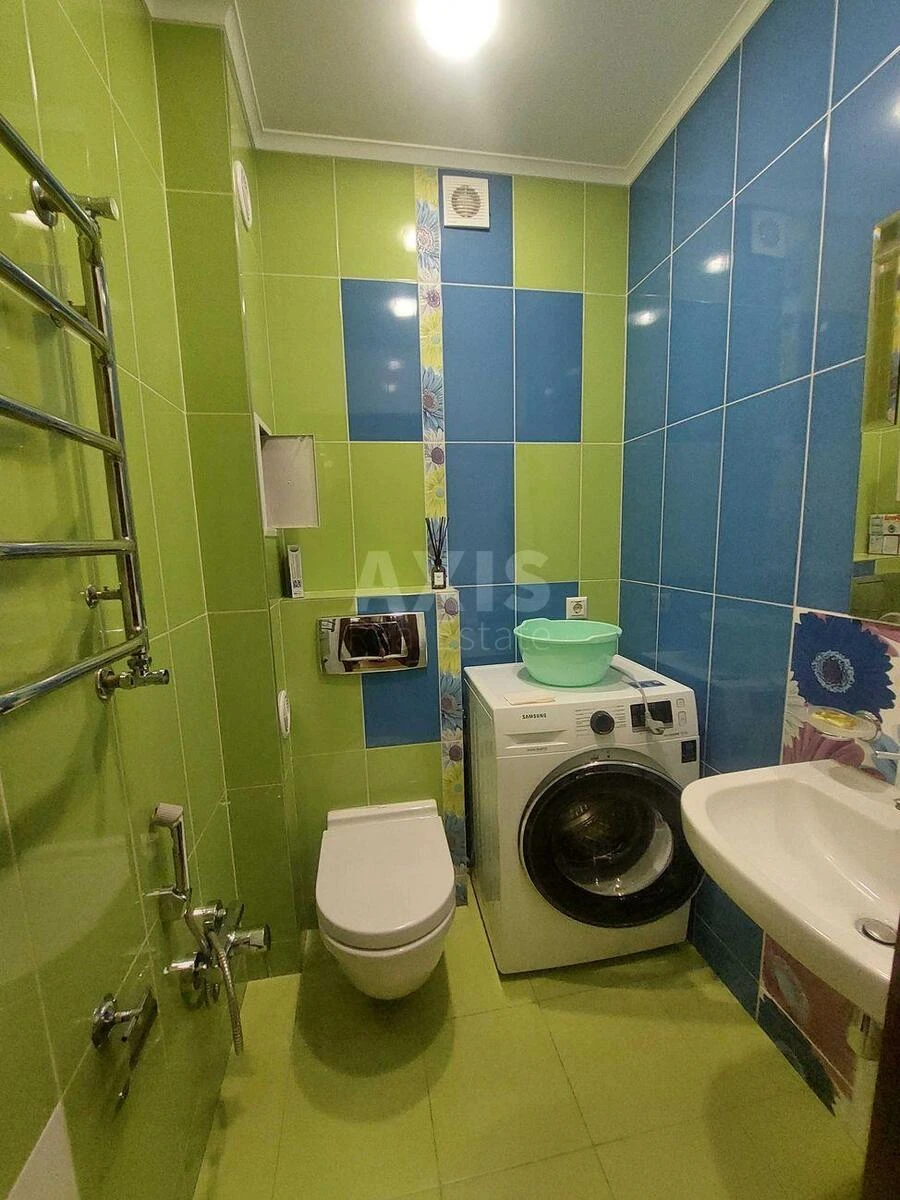 4k apartment vul. Yulia Zdanovska 54А6993114