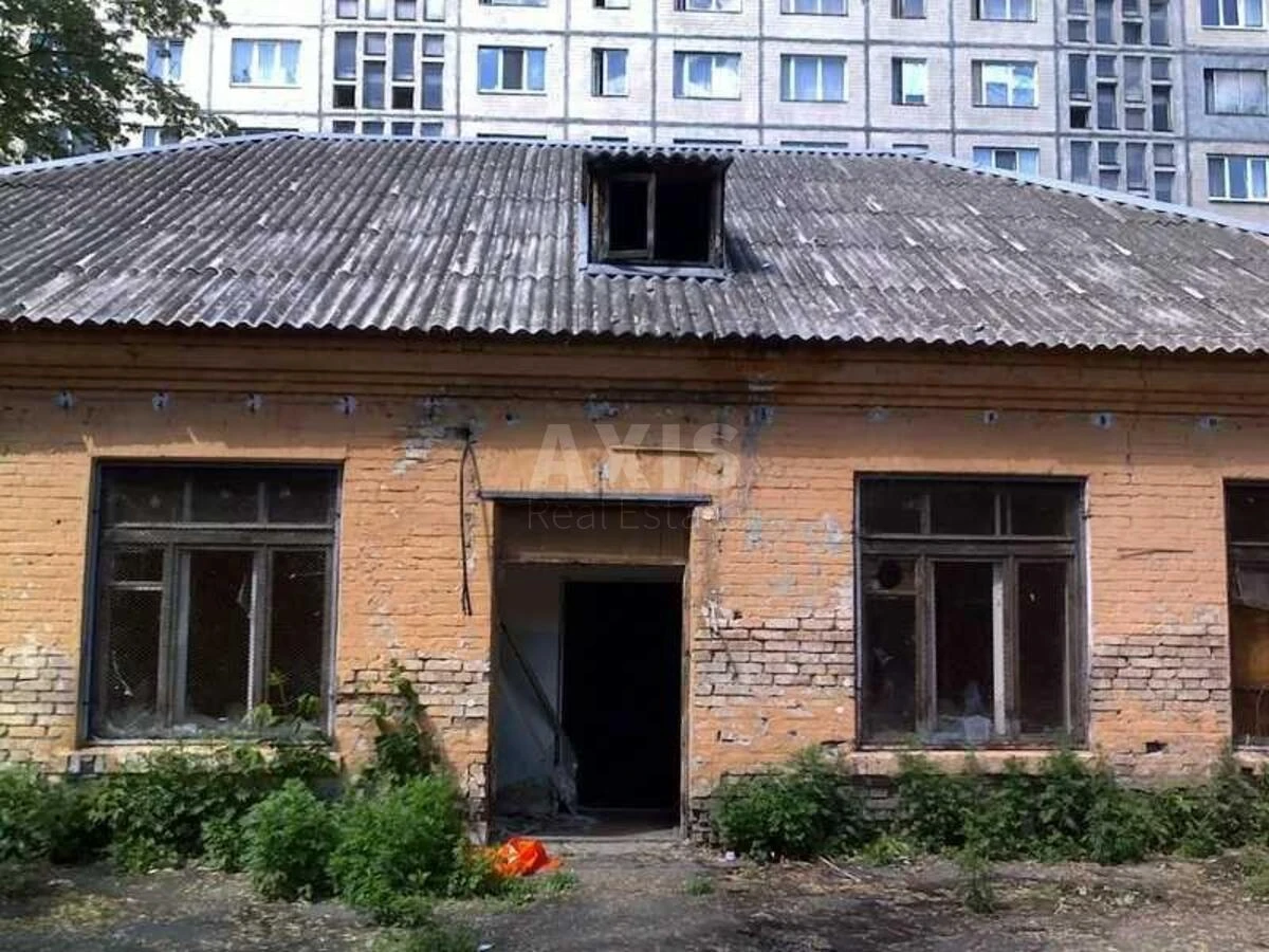 Объект торговли ул. Ушакова Николая 16, 636м2686530